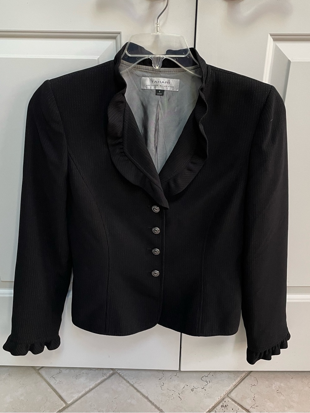 Tahari Black Subtle White Dots Ruffle Neckline Cuffs Feminine Work Lined Jacket
